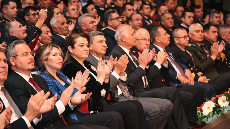 Çanakkale şehitleri Antalya’da törenlerle anıldı