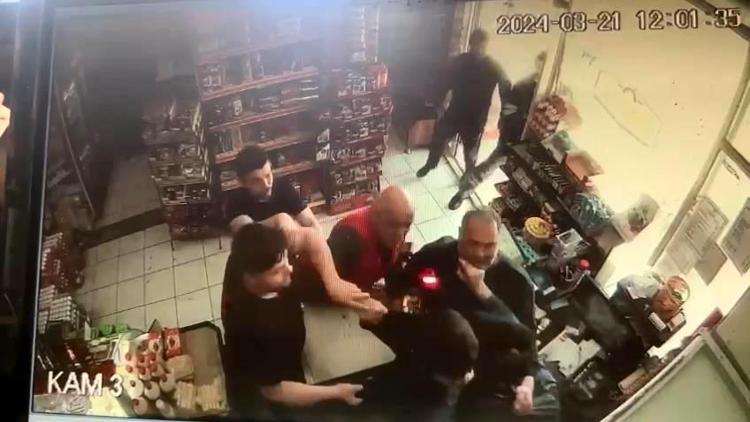 Siyasi parti broşürü kavgasında kardeşlerden 1i öldü, diğeri yaralandı