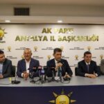 AK Partide yeni üyelere rozet töreni