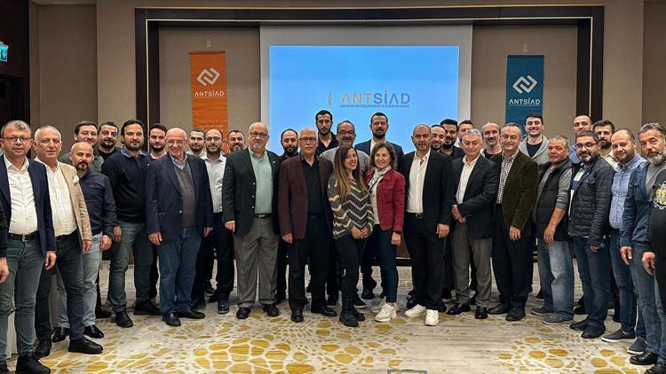 ANTSİADa yeni yönetim