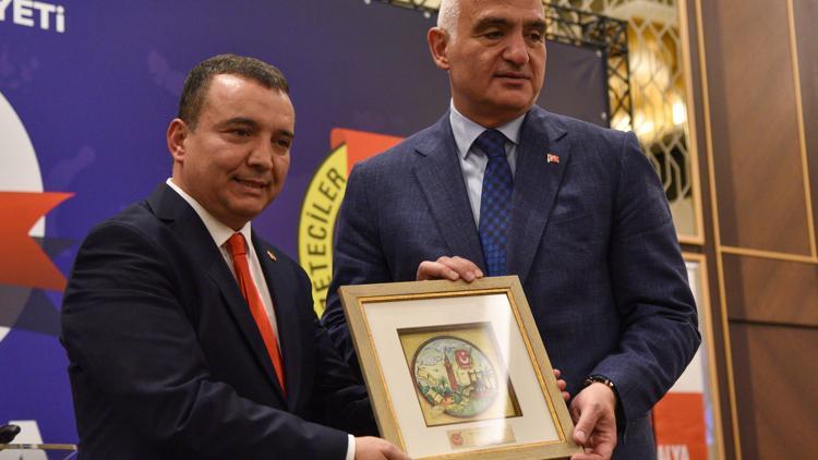 Bakan Ersoy: Gazetecilik mesleği, demokrasimizin temel taşlarından biridir