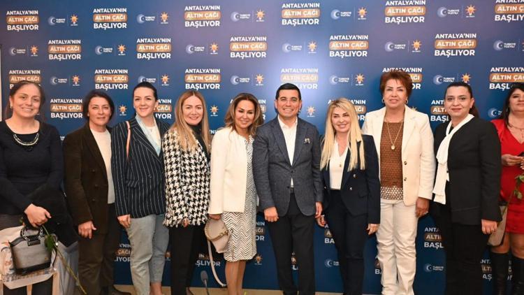 Tütüncü, iş kadınlarıyla bir araya geldi