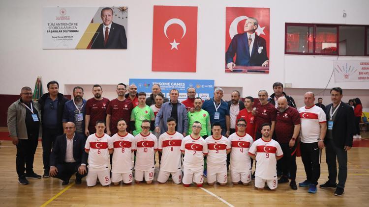 Down Sendromlu Futsal Milli Takımı, dünya 2ncisi oldu