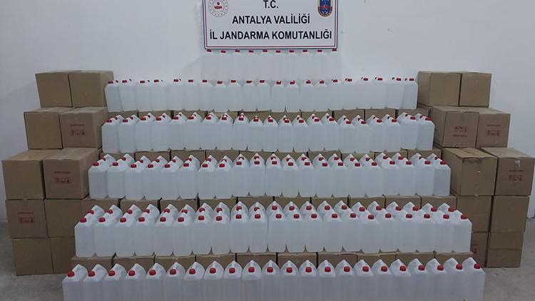 Antalyada sahte alkol operasyonu: 7 ton ele geçirildi
