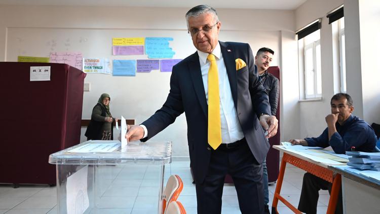 Başkan Topaloğlu oyunu kullandı