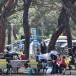 Oylarını kullanıp mesire alanlarında piknik yaptılar