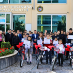 Alanya'da en çok kitap okuyan öğrenciler ödüllendirildi