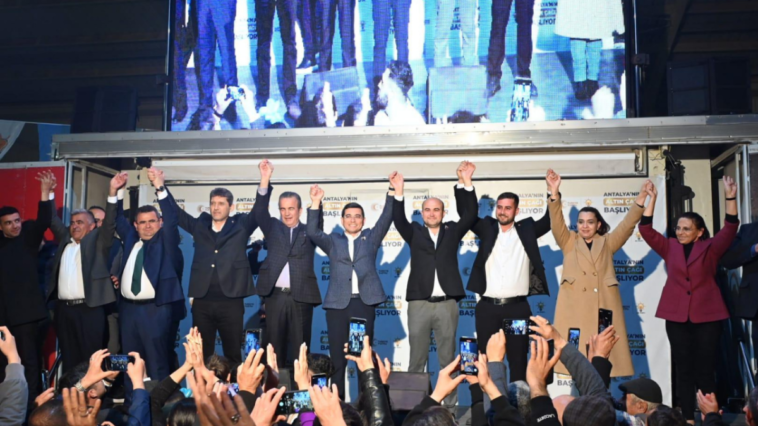 'Antalya'nın sorunlarını çözeceğiz'