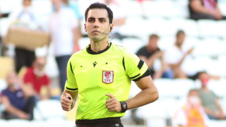 Başakşehir-Antalyaspor maçını Mert Güzenge yönetecek