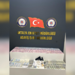 Döşemealtı'nda döviz ve ziynet eşyası hırsızlığı