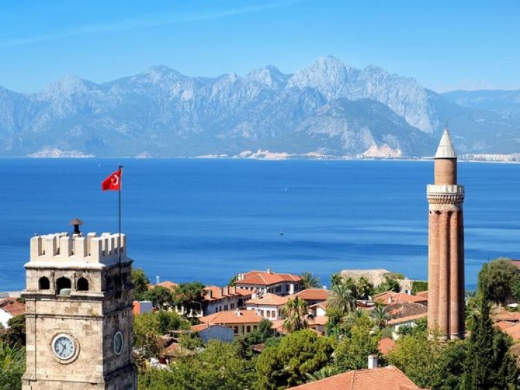 ANTALYA DA DÜŞÜŞTE