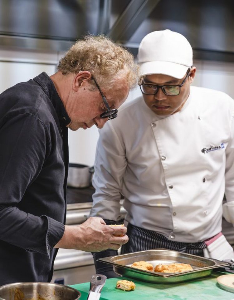 image_750x_65e6aed823627