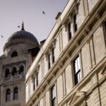 ÖZEL TASARLANMIŞ HALİYLE KAPILARINI AÇTI