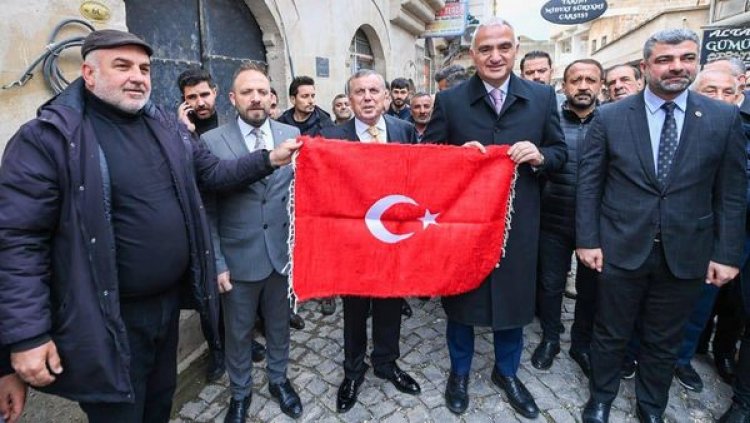 BAKAN ERSOY, MİDYAT'TA İNCELEMELERDE BULUNDU