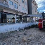 Kepez'de pastane yangınında motosiklet kül oldu