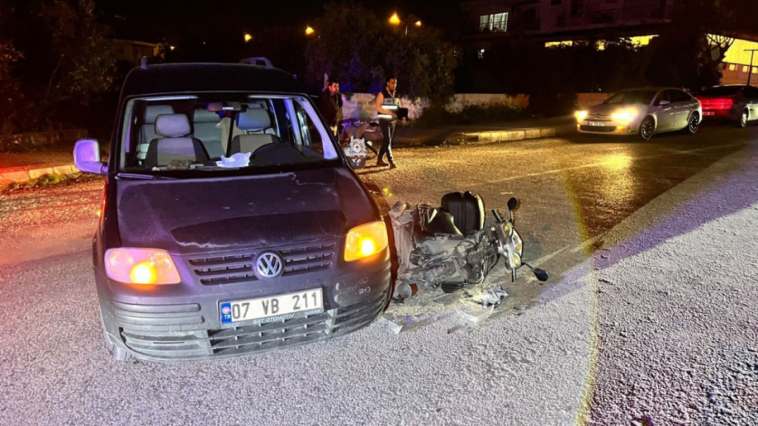 Manavgat'taki kazada motosiklet sürücüsü ağır yaralandı