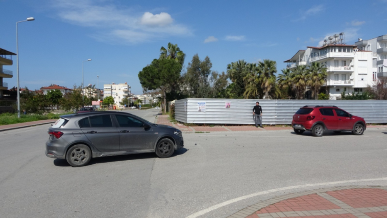 Otomobiller çarpıştı: 2 kişi yaralı