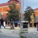 Sakarya'da Atatürk büstüne baltayla saldırdı