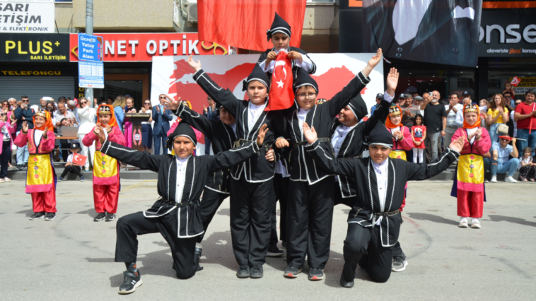 Serik'te 23 Nisan kutlandı