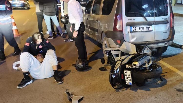 Motosiklet yayalara çarptı: 1 kişi öldü, 2 kişi yaralandı