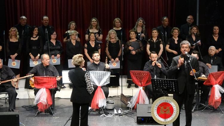 Emekli subaylardan 40ıncı yıla özel konser