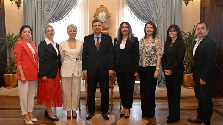 Antalya Valisi Hulusi Şahine ziyaret