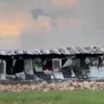 İnşaat şantiyesindeki 12 konteyner yandı