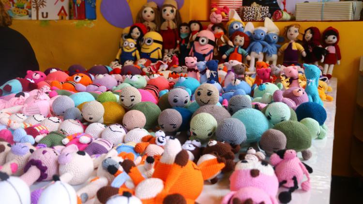 Büyükşehirin örgü bebekleri dünya pazarında