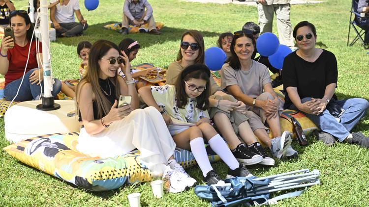 Kent sakinleri Komşu Sahnesinde bir araya geldi