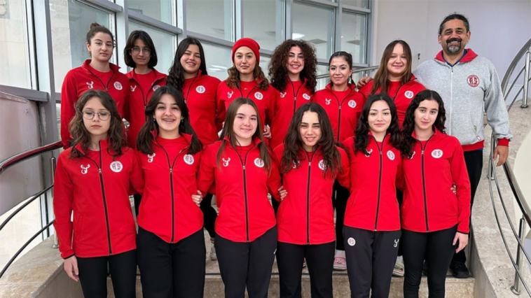 Antalyaspor U17 sutopu takımı finale yükseldi