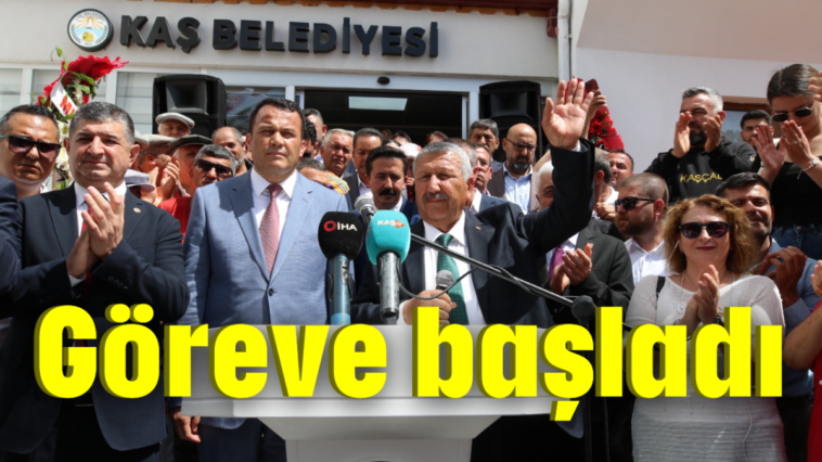 Göreve başladı