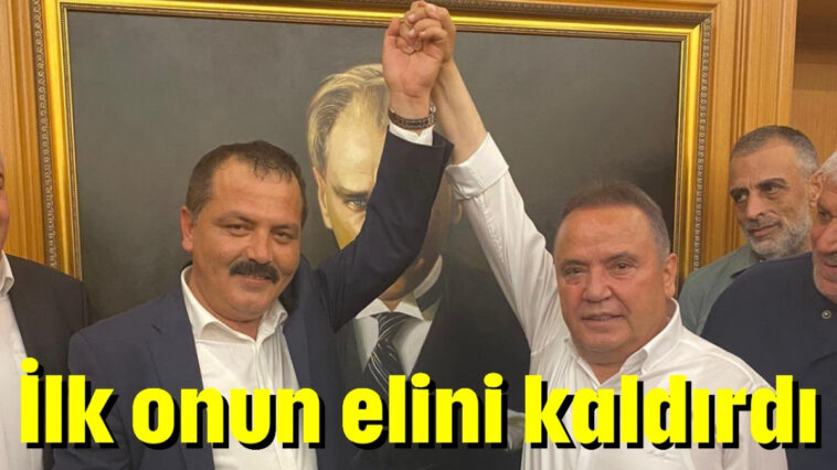 İlk onun elini kaldırdı