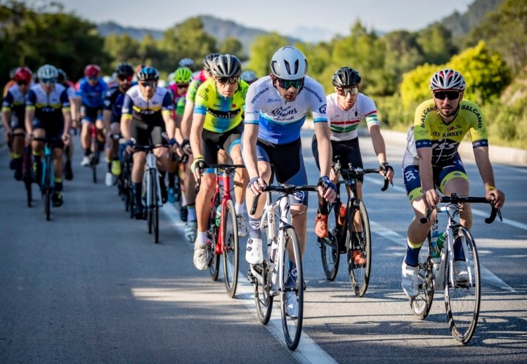 BİSİKLET TUTKUNLARI KEMER’DE BULUŞACAK