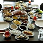 VAN KAHVALTISI İLE YEREL EKONOMİYE KATKI SAĞLAYIP KÜLTÜR ELÇİLİĞİ YAPACAK