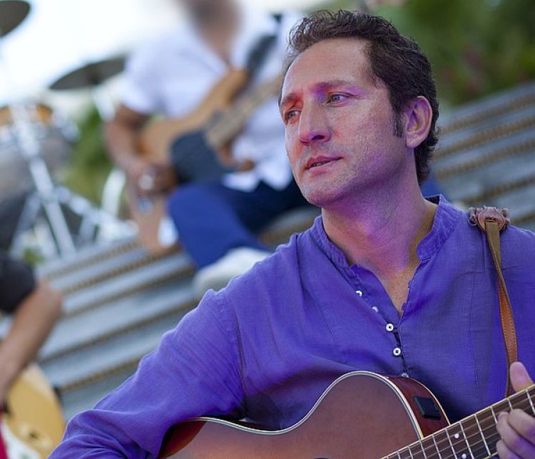 TURİZM ELÇİLİĞİ YAPAN HAKAN GİRİT 'İN YENİ ŞARKISI 'BÜTÜN YOLLAR'