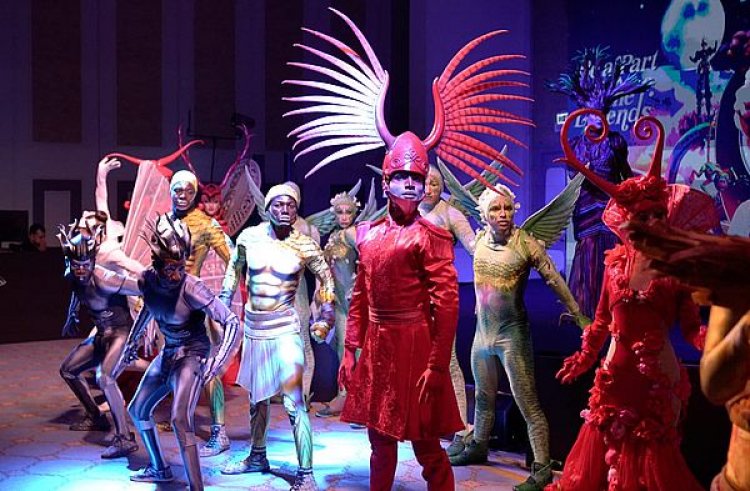 EĞLENCENİN PROFESYONELLERİNİ AĞIRLADI