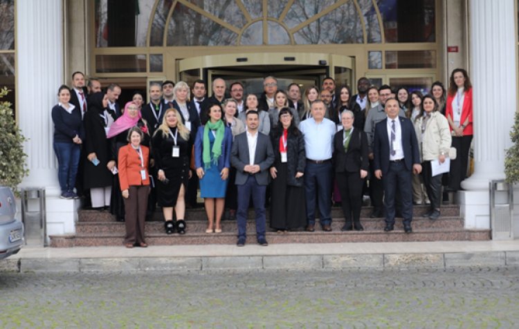 DAHA İYİ BİR DÜNYA İÇİN TURİZM!