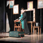 Kadınlar yaşadıklarını tiyatro oyunu ile anlattı