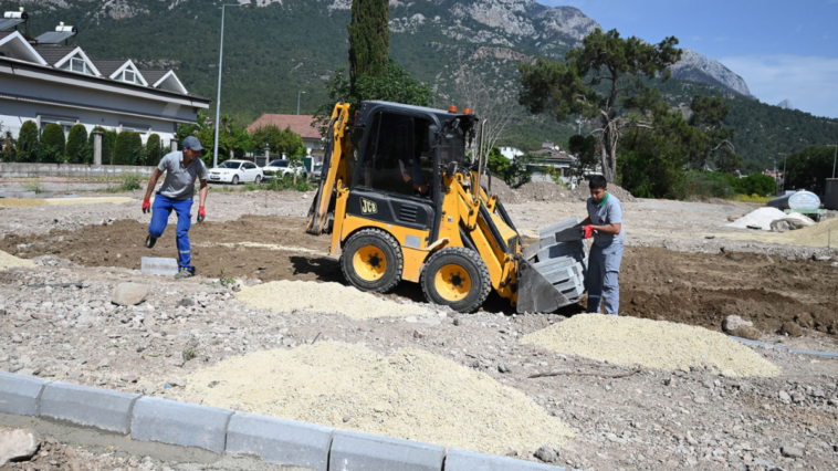 Kemer yeni parklara kavuşuyor