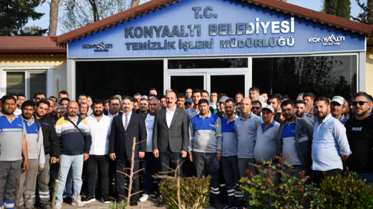 Konyaaltı bayrama hazır