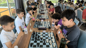 Muratpaşa'da satranç turnuvası heyecanı yaşandı