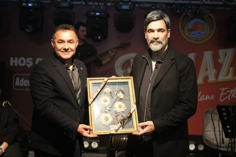 Ramazan Meydanında Uğur Işılak esintisi