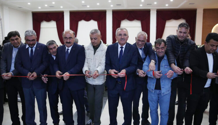 Serik'te düğün ve konferans salonu açıldı