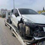 Serik'te otomobil tırla çarpıştı 2'si çocuk 4 kişi yaralandı