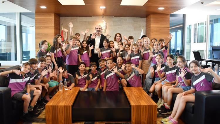 Başkan Kotan çocuklara görev verdi