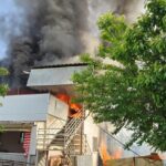 Kumlucada 2 yayla evi yandı