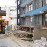 Alanyada kirişleri kesilen bina mühürlendi