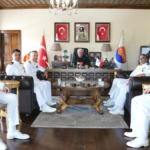 Donanmanın gururları Finike’de