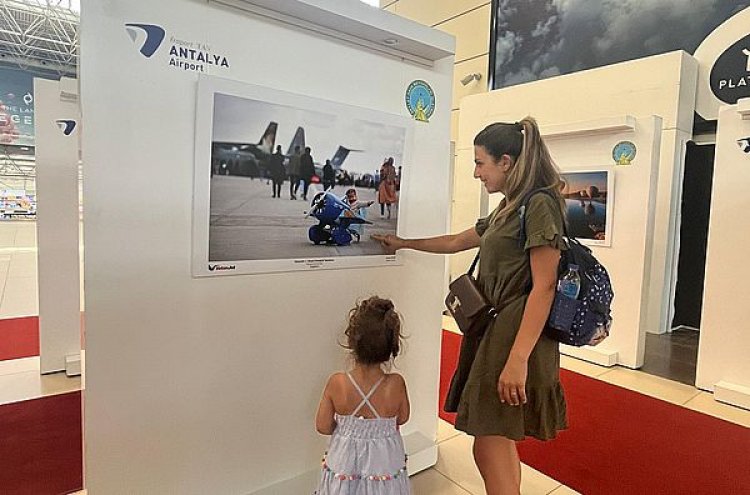 HAVACILAĞA DAİR KARELER, BU SERGİDE!