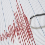 İzmir açıklarında art arda iki deprem
